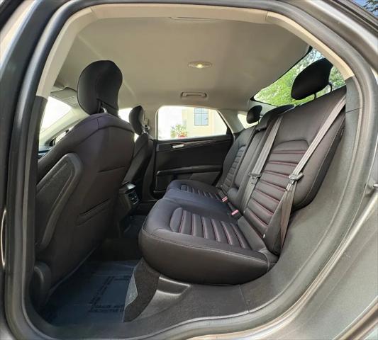 2014 Ford Fusion SE
