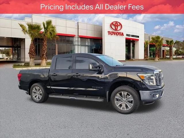 2017 Nissan Titan SL