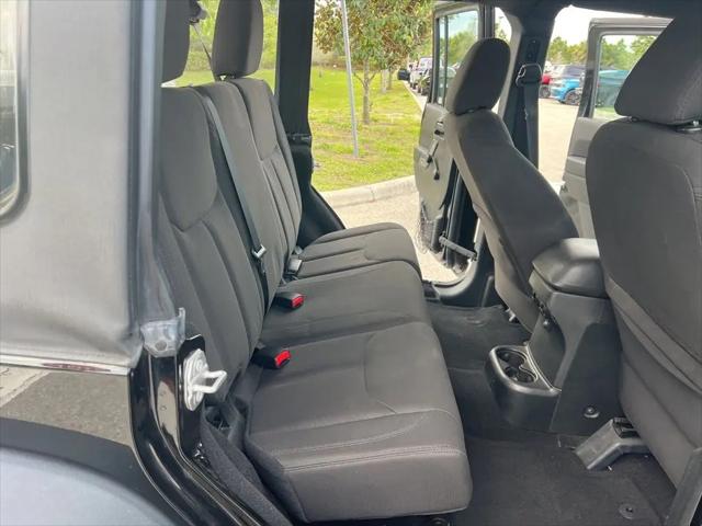 2016 Jeep Wrangler Unlimited Sport