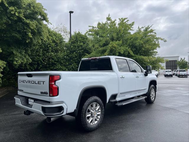 2026 Chevrolet Silverado 2500HD Crew Cab, Standard Bed, High Country, 4WD