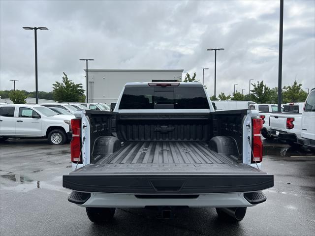 2026 Chevrolet Silverado 2500HD Crew Cab, Standard Bed, High Country, 4WD