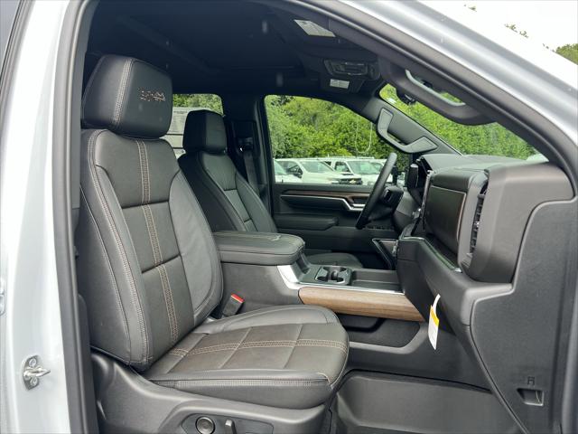2026 Chevrolet Silverado 2500HD Crew Cab, Standard Bed, High Country, 4WD