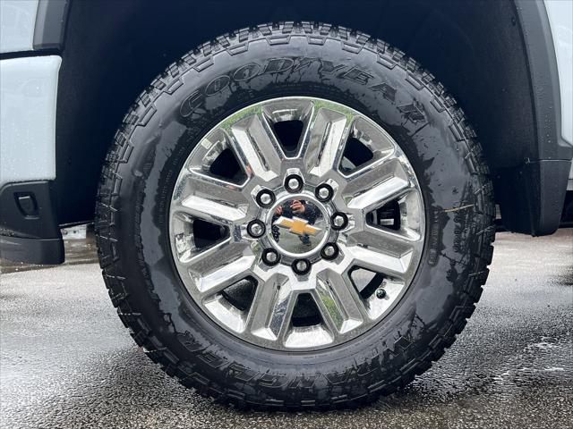 2026 Chevrolet Silverado 2500HD Crew Cab, Standard Bed, High Country, 4WD