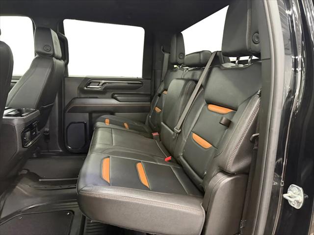 2025 GMC Sierra 2500HD Crew Cab, Standard Bed, AT4, 4WD