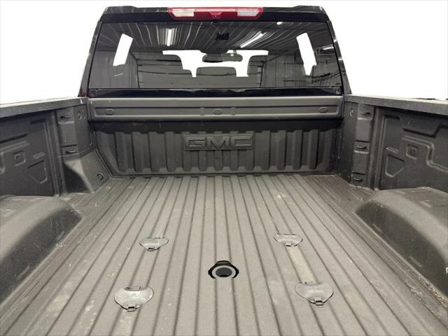 2025 GMC Sierra 2500HD Crew Cab, Standard Bed, AT4, 4WD