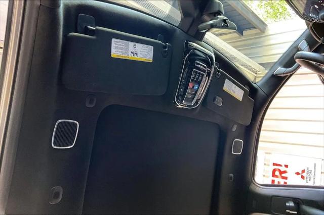 2024 Jeep Grand Wagoneer L Series III 4x4