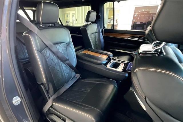 2024 Jeep Grand Wagoneer L Series III 4x4
