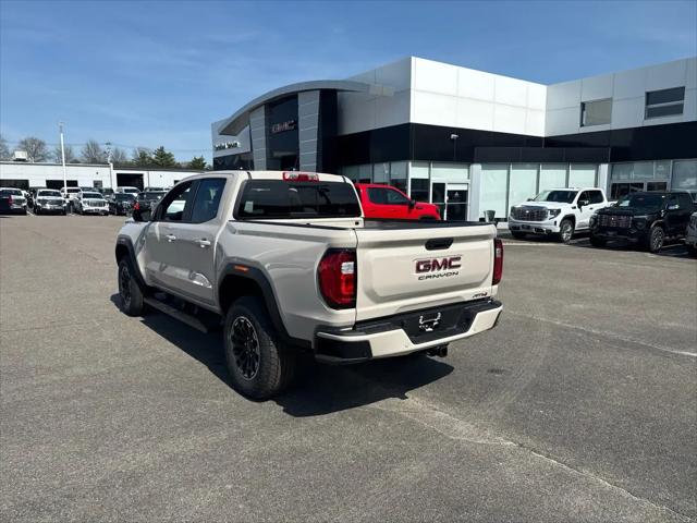 2026 GMC Canyon AT4, 4WD