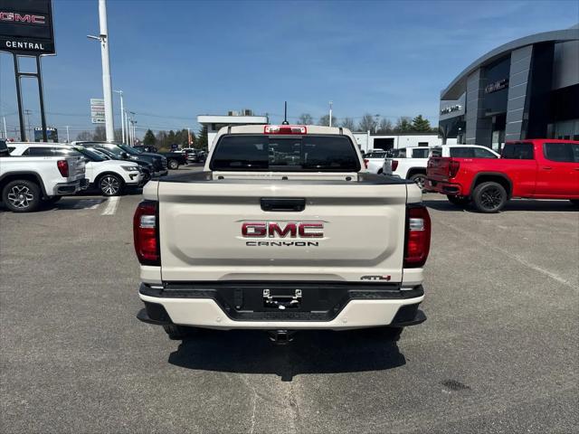 2026 GMC Canyon AT4, 4WD