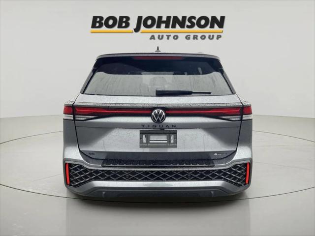 2026 Volkswagen Tiguan SE R-Line Black