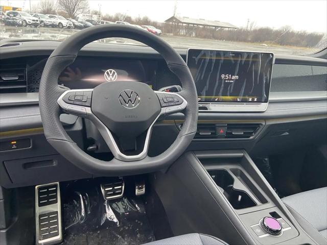 2026 Volkswagen Tiguan SE R-Line Black