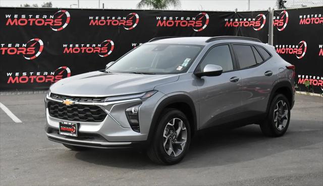 2025 Chevrolet Trax FWD LT