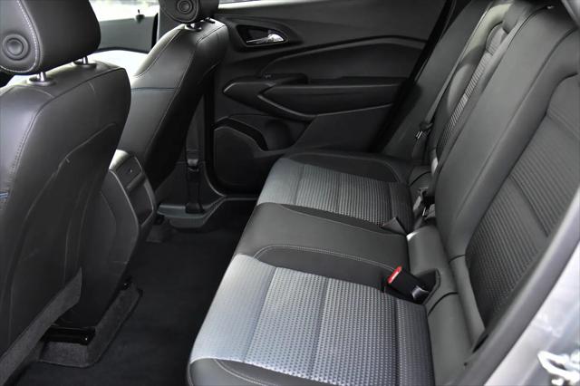 2025 Chevrolet Trax FWD LT
