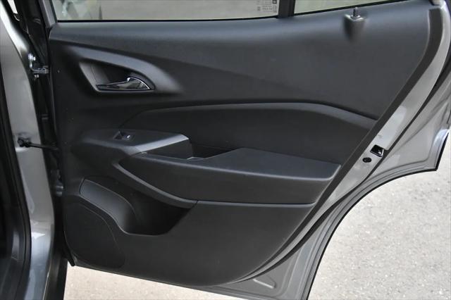 2025 Chevrolet Trax FWD LT
