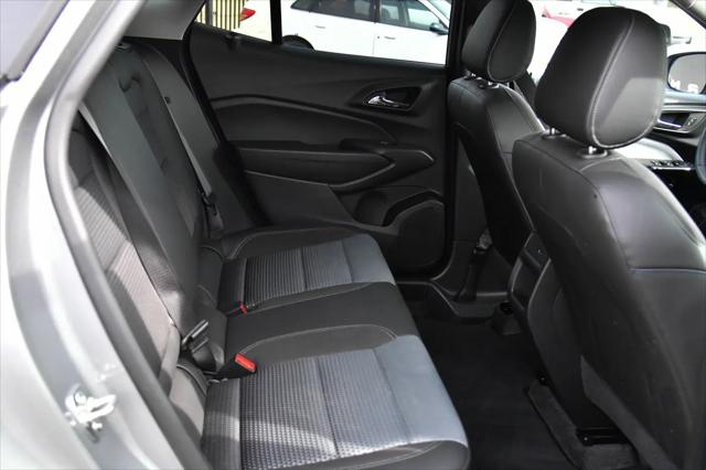 2025 Chevrolet Trax FWD LT
