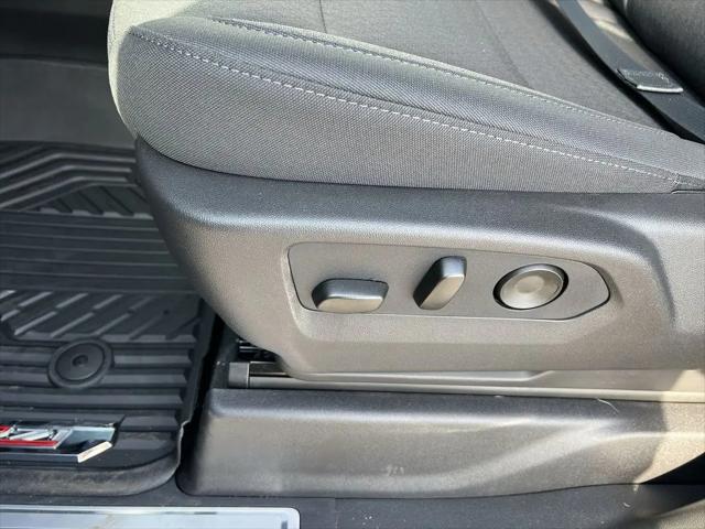 2026 Chevrolet Silverado 1500 4WD Double Cab Standard Bed LT