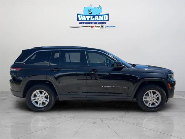 2023 Jeep Grand Cherokee Laredo 4x4