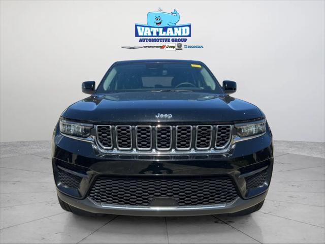 2023 Jeep Grand Cherokee Laredo 4x4