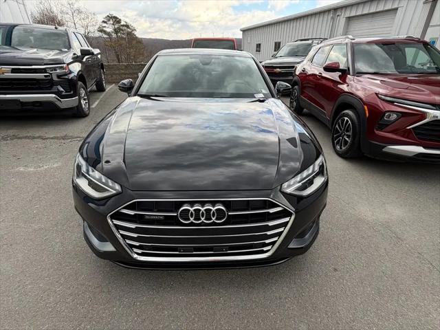 2022 Audi A4 Premium Plus 40 TFSI quattro S tronic