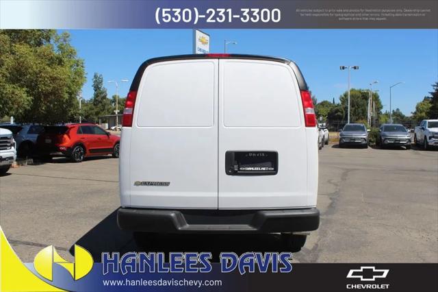 2026 Chevrolet Express Cargo Van 2500 Regular Wheelbase, WT, RWD