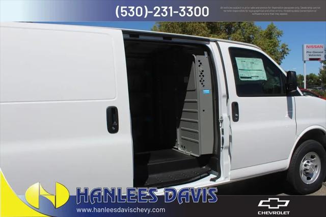 2026 Chevrolet Express Cargo Van 2500 Regular Wheelbase, WT, RWD