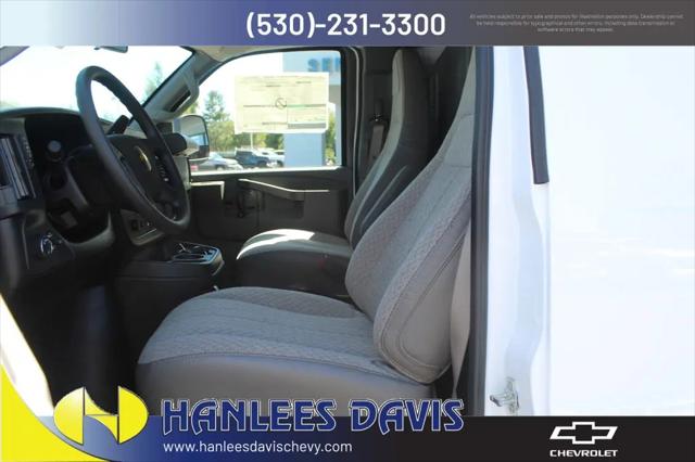 2026 Chevrolet Express Cargo Van 2500 Regular Wheelbase, WT, RWD