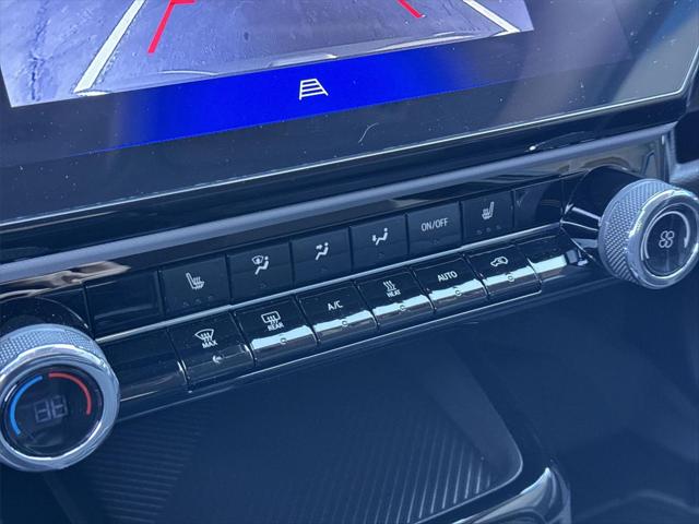 2027 Chevrolet Bolt LT FWD