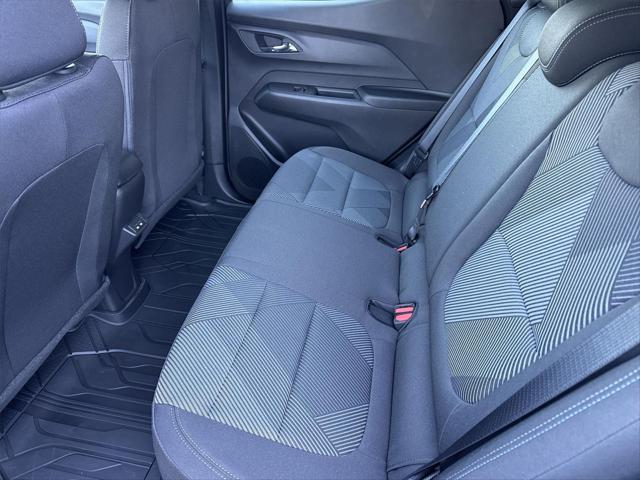 2027 Chevrolet Bolt LT FWD