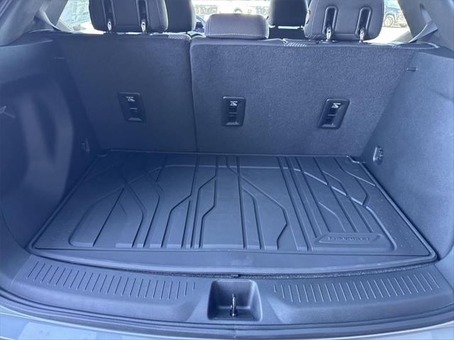 2027 Chevrolet Bolt LT FWD