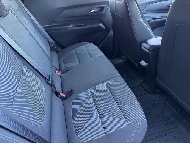 2027 Chevrolet Bolt LT FWD