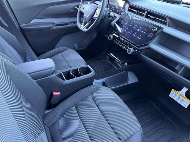 2027 Chevrolet Bolt LT FWD