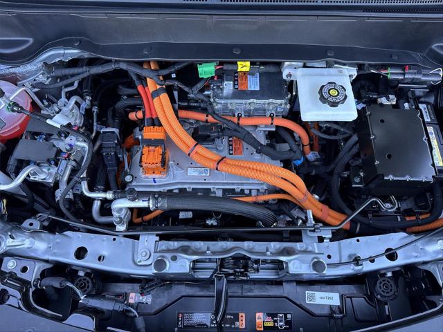 2027 Chevrolet Bolt LT FWD
