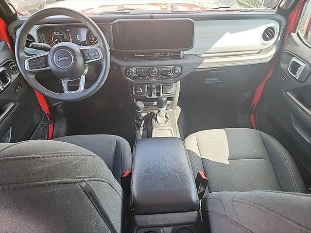 2024 Jeep Wrangler 4-Door Sahara