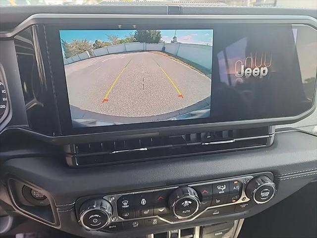 2024 Jeep Wrangler 4-Door Sahara