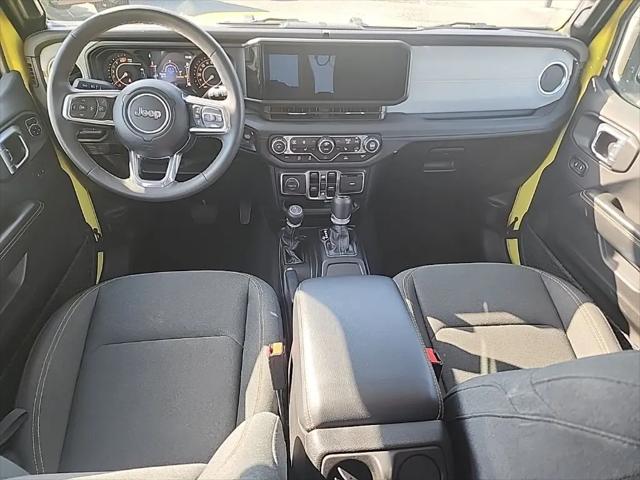 2024 Jeep Wrangler 4-Door Sahara