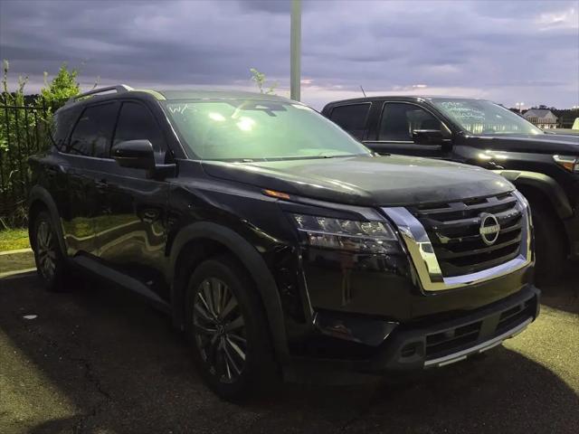 2024 Nissan Pathfinder SL FWD