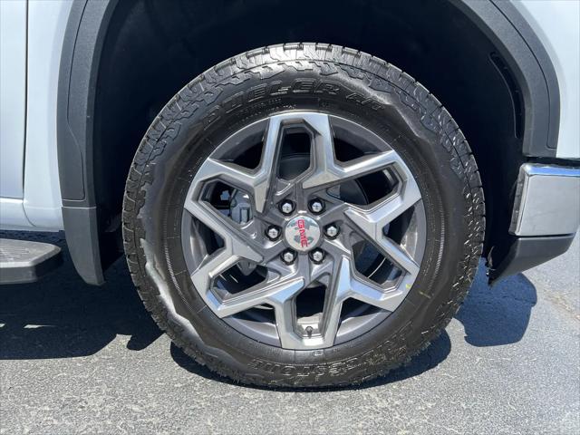 2026 GMC Sierra 1500 Crew Cab, Standard Bed, SLT, 4WD