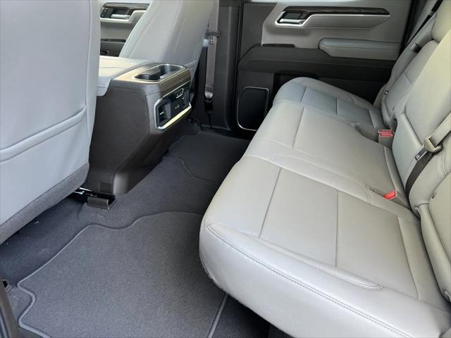 2026 GMC Sierra 1500 Crew Cab, Standard Bed, SLT, 4WD