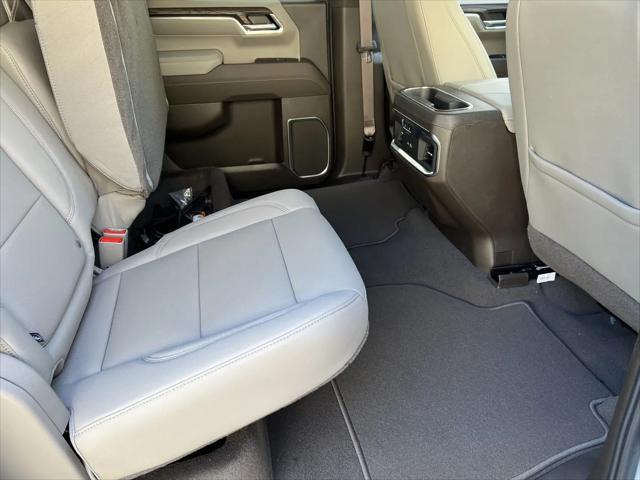 2026 GMC Sierra 1500 Crew Cab, Standard Bed, SLT, 4WD