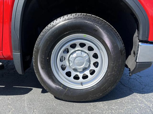 2026 GMC Sierra 1500 Crew Cab, Short Bed, Pro, 4WD