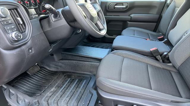 2026 GMC Sierra 1500 Crew Cab, Short Bed, Pro, 4WD