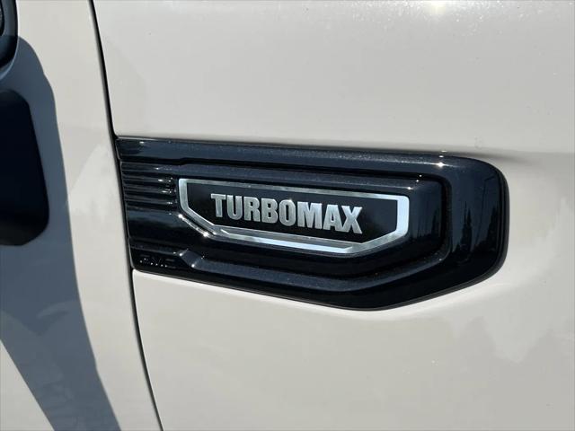 2026 GMC Sierra 1500 Crew Cab, Short Bed, Pro, 4WD