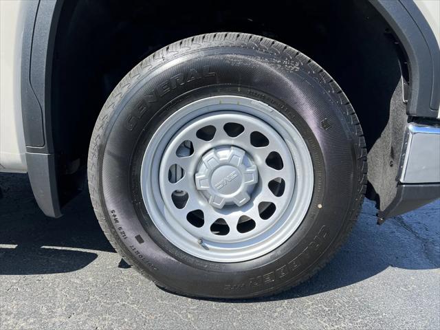 2026 GMC Sierra 1500 Crew Cab, Short Bed, Pro, 4WD