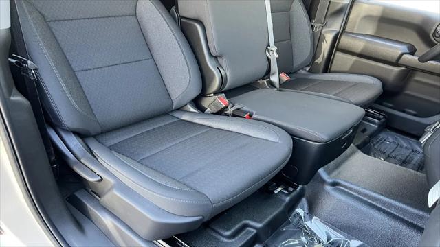 2026 GMC Sierra 1500 Crew Cab, Short Bed, Pro, 4WD