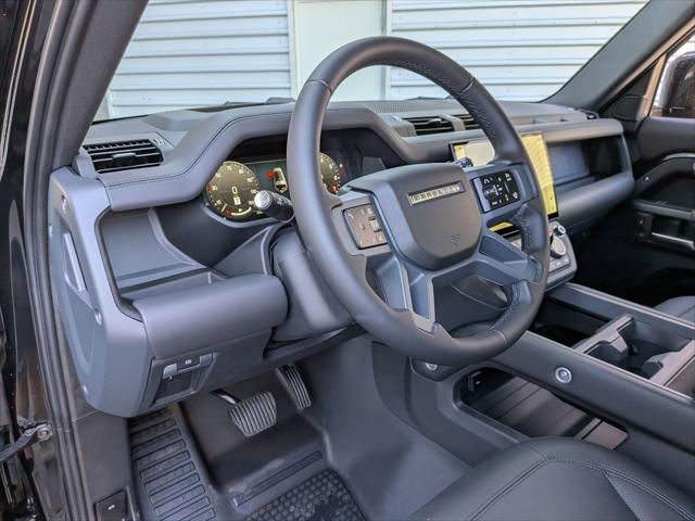 2026 Land Rover Defender P400 X-Dynamic SE