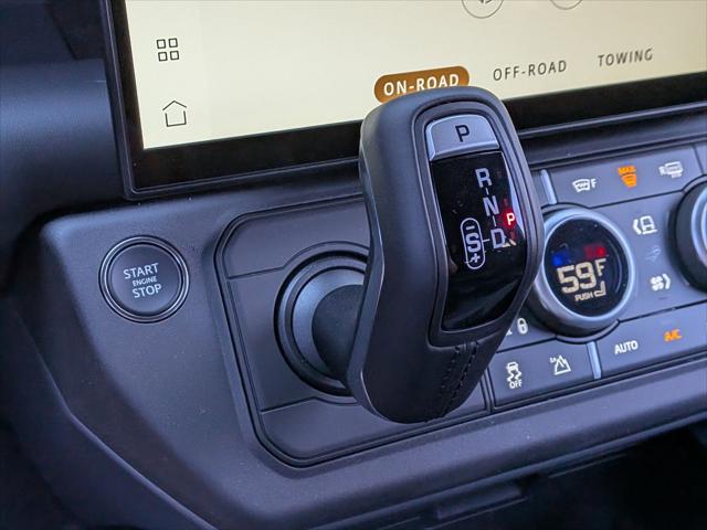 2026 Land Rover Defender P400 X-Dynamic SE