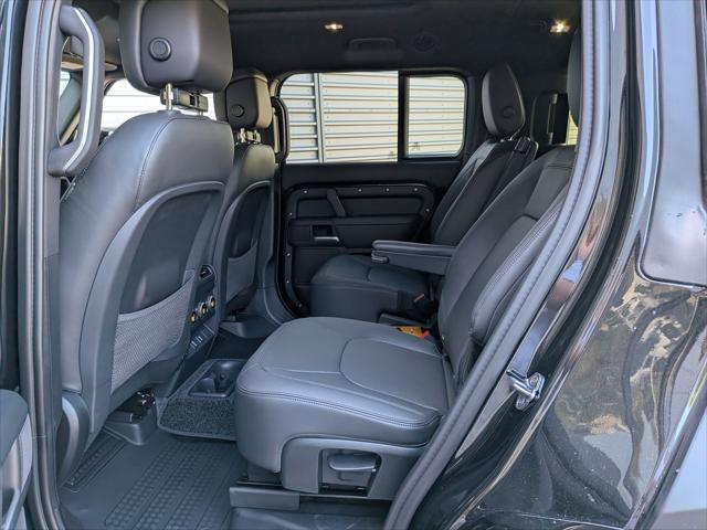 2026 Land Rover Defender P400 X-Dynamic SE