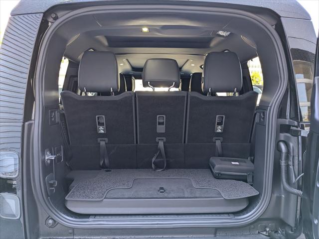 2026 Land Rover Defender P400 X-Dynamic SE