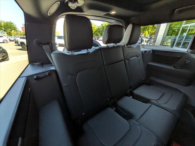 2026 Land Rover Defender P400 X-Dynamic SE