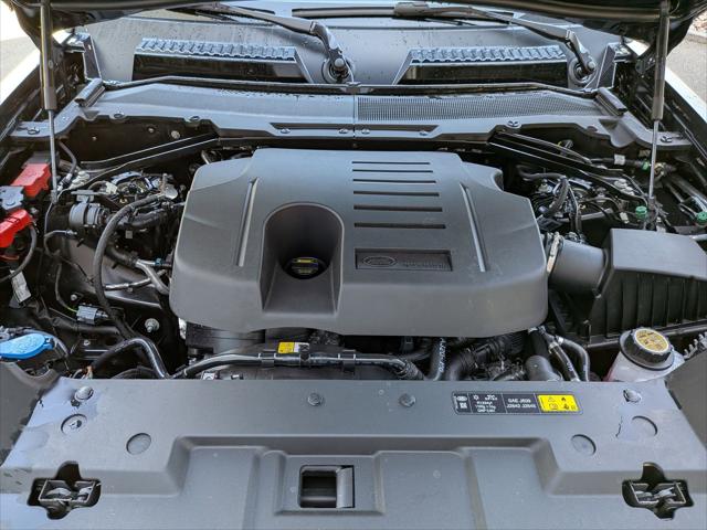 2026 Land Rover Defender P400 X-Dynamic SE